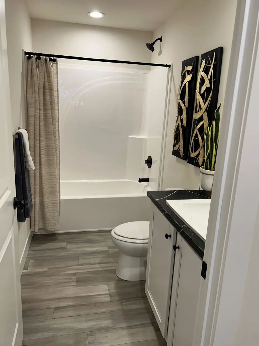 Guest Bathroom