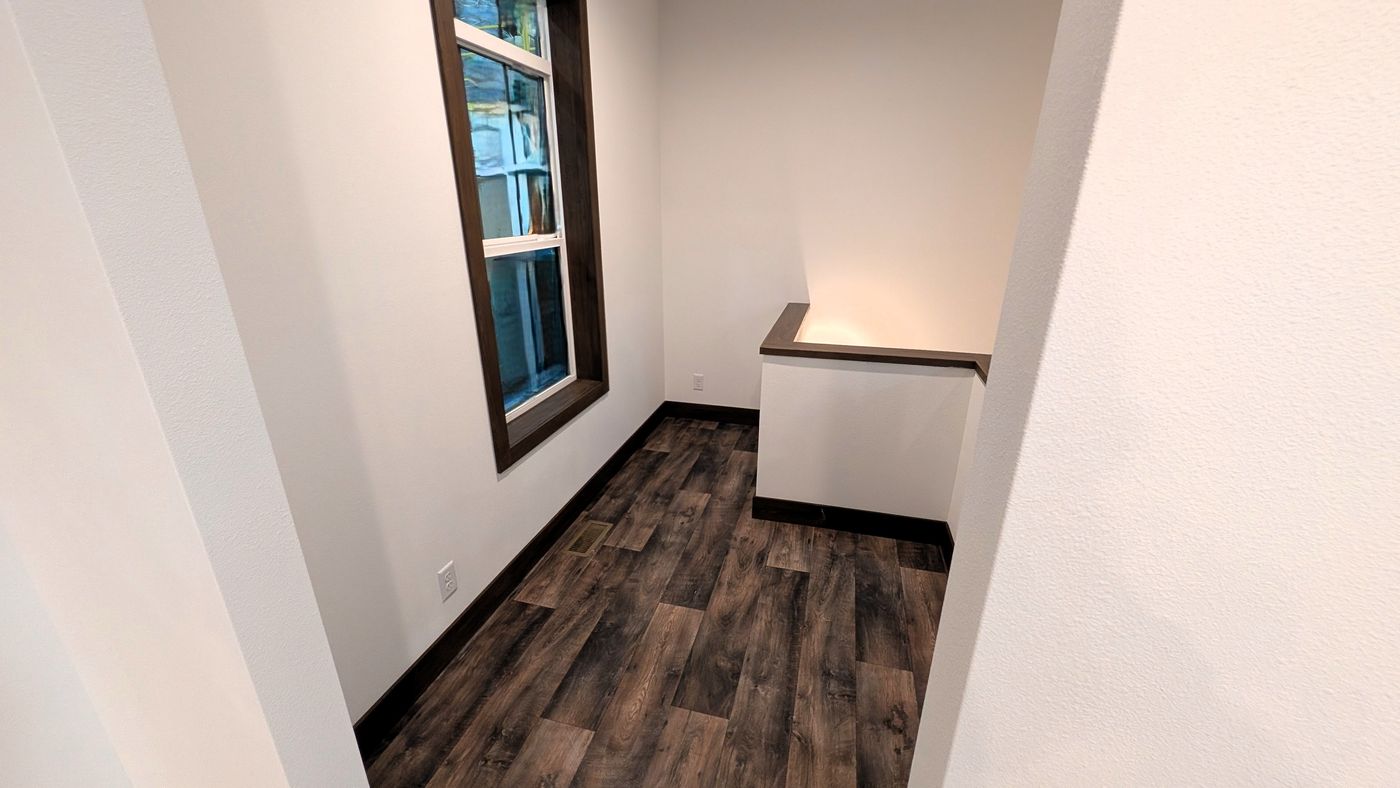 The LEGEND 402 MOD Foyer. This Modular Home features 3 bedrooms and 2 baths.