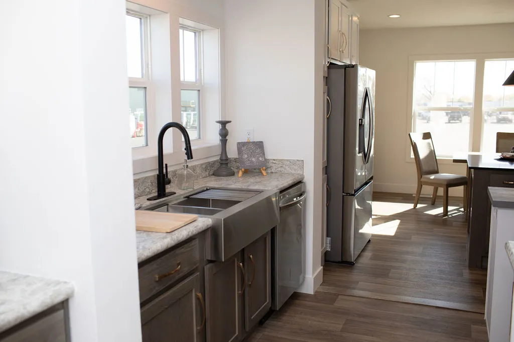 The ENCORE Kitchen. This Manufactured Mobile Home features 3 bedrooms and 2 baths.