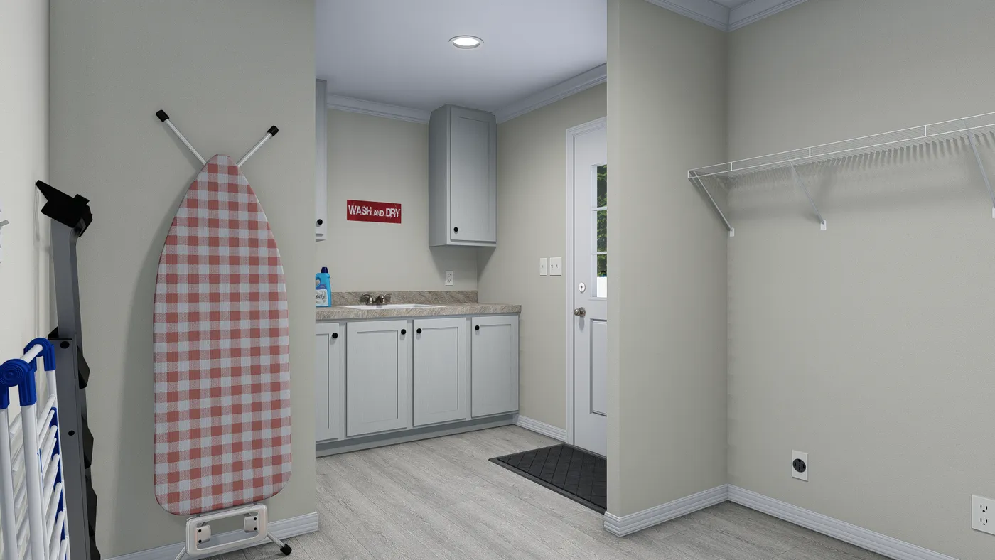 The 5425 "RIDGE" 7628 Utility Room. This Manufactured Mobile Home features 4 bedrooms and 2 baths.