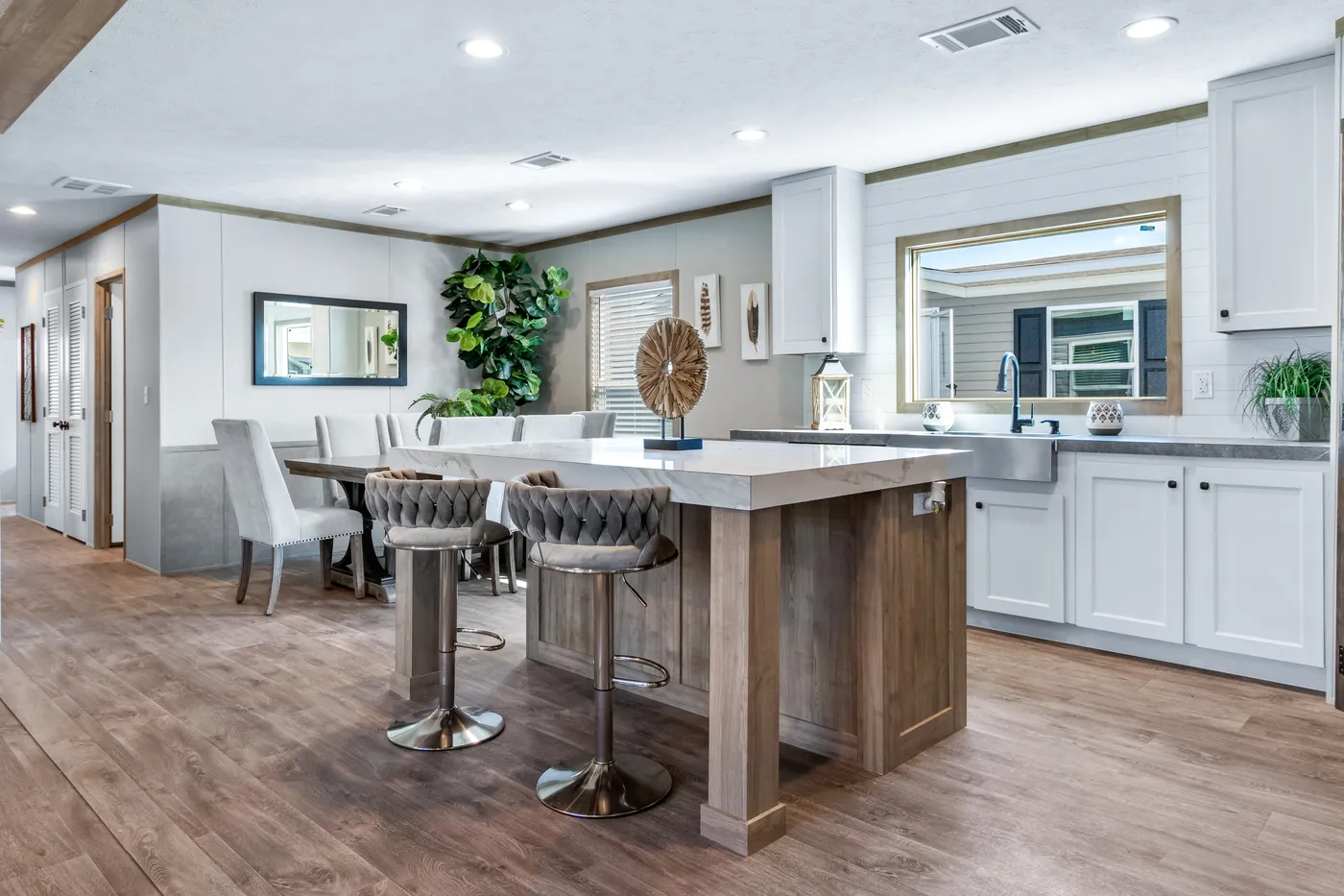 The PT 78 Kitchen. This Manufactured Mobile Home features 3 bedrooms and 2 baths.