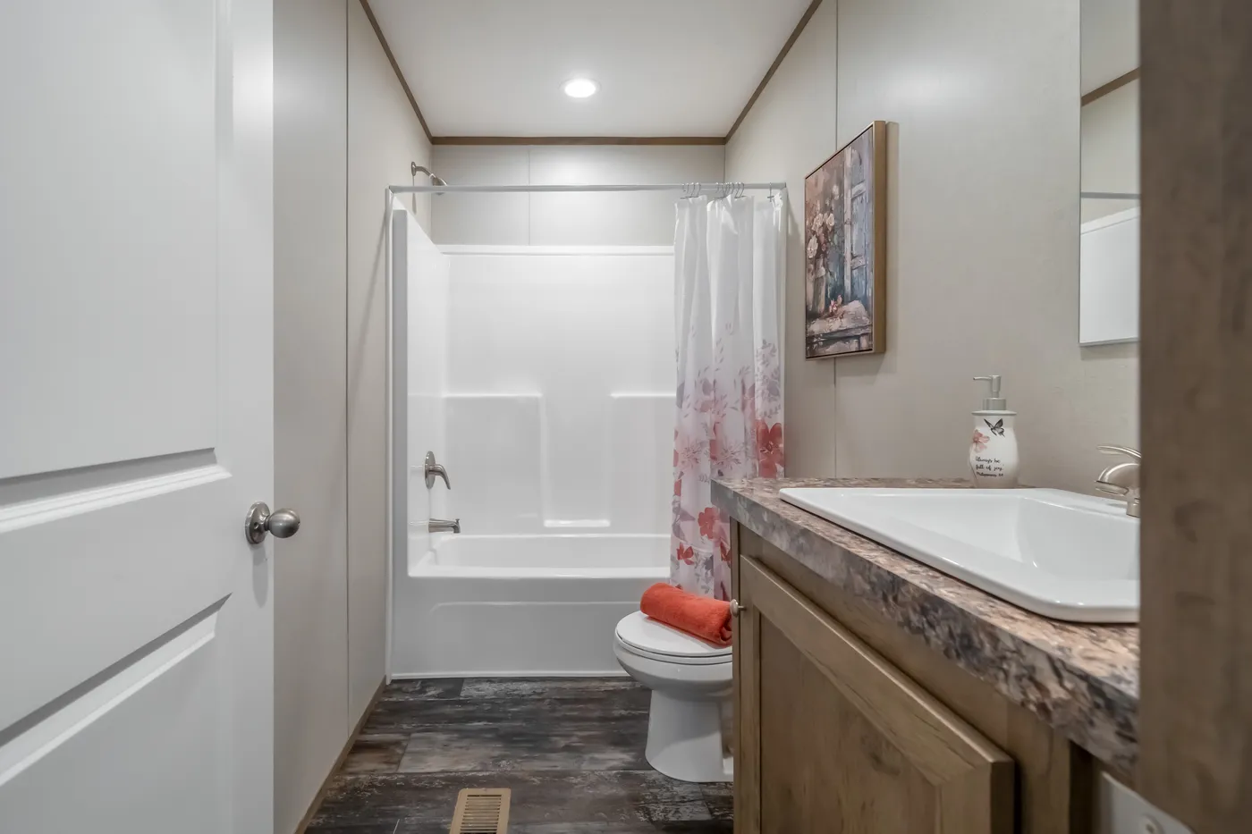 The BELLA VISTA Exterior. This Manufactured Mobile Home features 3 bedrooms and 2 baths.