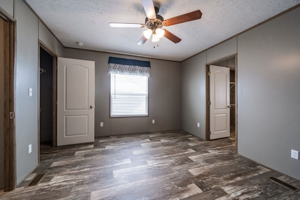 The PEYTON Exterior. This Manufactured Mobile Home features 3 bedrooms and 2 baths.