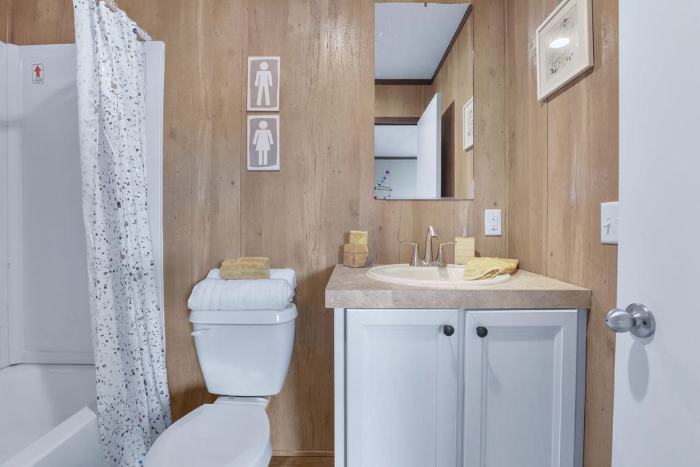 The BALANCE Guest Bathroom. This Manufactured Mobile Home features 3 bedrooms and 2 baths.