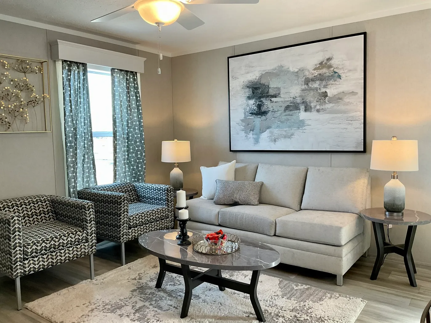 The PERIDOT 66 Livingroom.