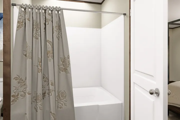 The RIO Primary Bathroom. This Manufactured Mobile Home features 3 bedrooms and 2 baths.