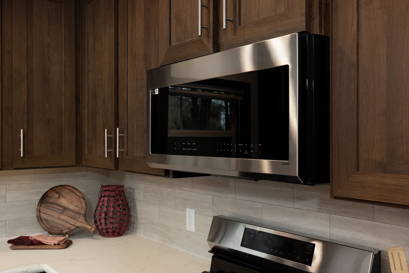 The RAMSEY 75 Kitchen. This Manufactured Mobile Home features 4 bedrooms and 2 baths.