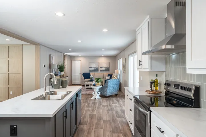 The MOROCCO Exterior. This Manufactured Mobile Home features 4 bedrooms and 2 baths.