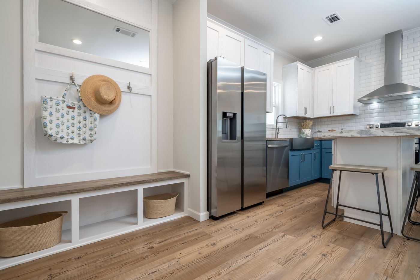 The TIFFANY Foyer. This Manufactured Mobile Home features 2 bedrooms and 2 baths.