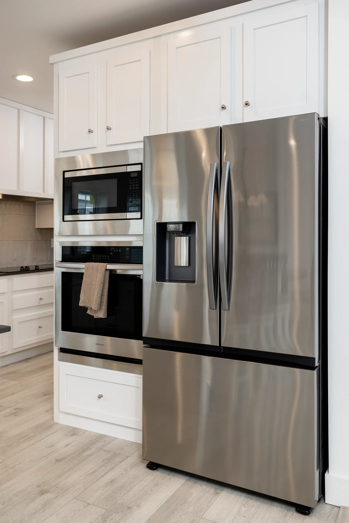The WINSTON Kitchen. This Manufactured Mobile Home features 3 bedrooms and 2 baths.