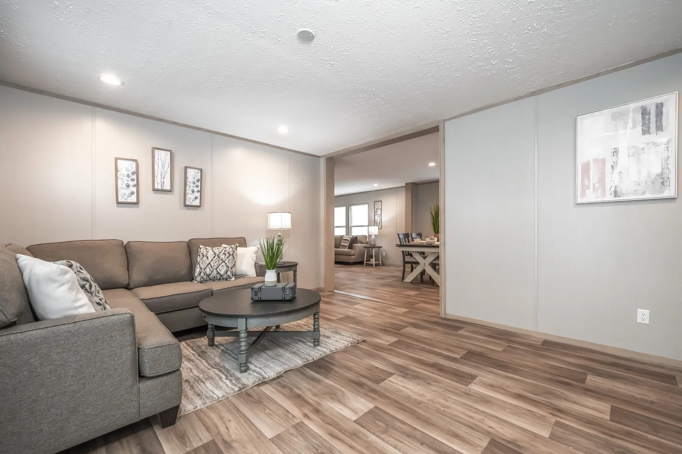 The RAINIER Den. This Manufactured Mobile Home features 4 bedrooms and 3 baths.