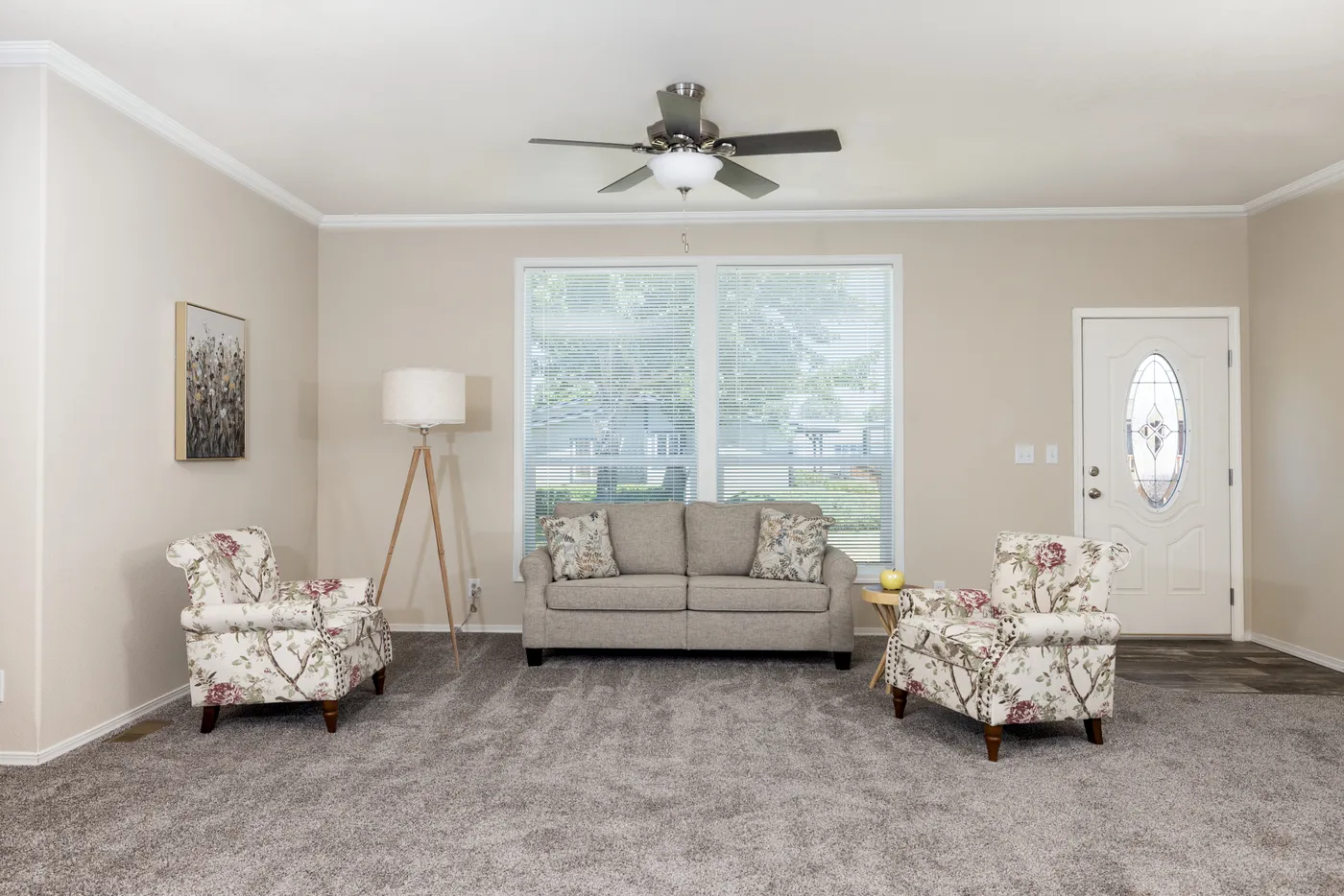 The TH482F                 CLAYTON Living Room. This Manufactured Mobile Home features 2 bedrooms and 2 baths.