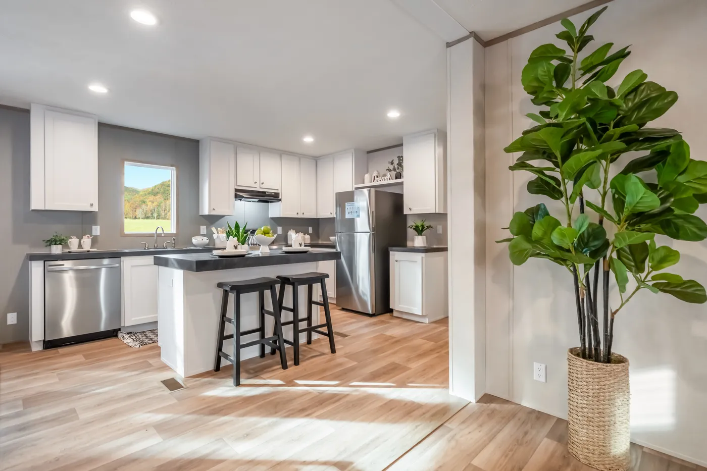 The ECLIPSE Kitchen. This Manufactured Mobile Home features 4 bedrooms and 2 baths.