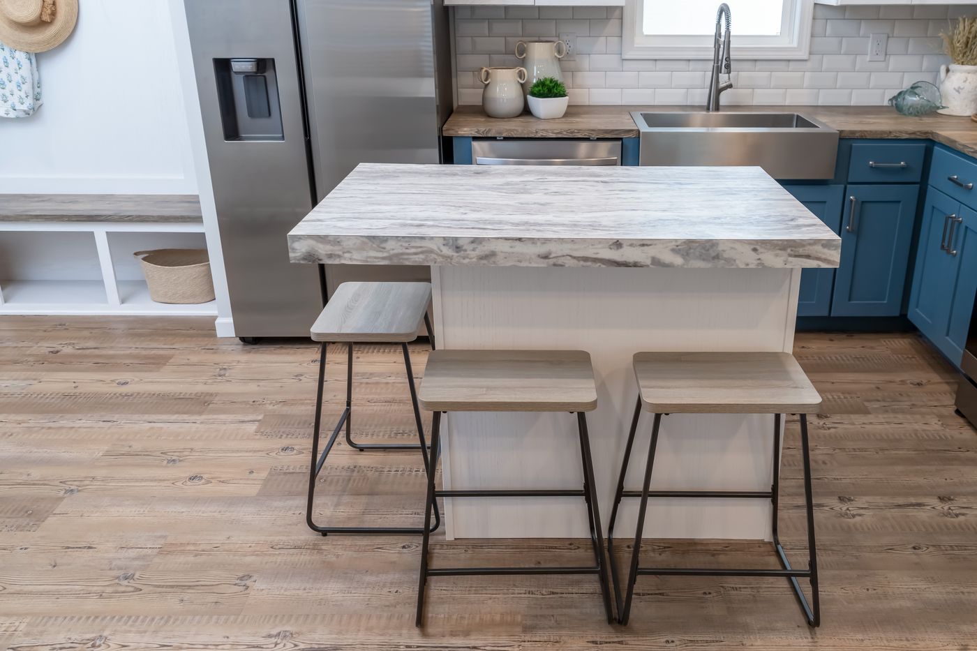 The TIFFANY Kitchen. This Manufactured Mobile Home features 2 bedrooms and 2 baths.