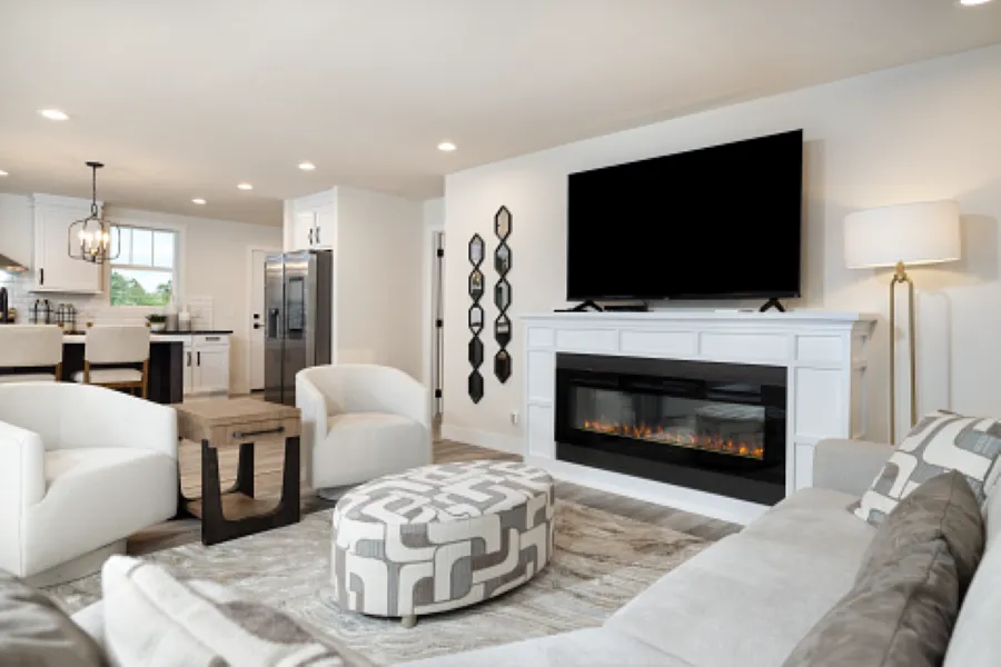 The STRATFORD PL 6630-MS062 SECT Living Room. This Manufactured Mobile Home features 3 bedrooms and 2 baths.