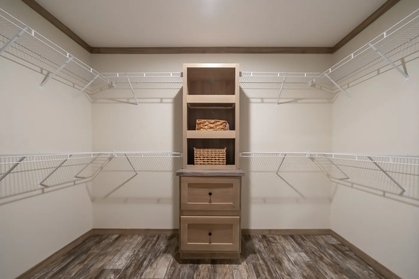The BOUJEE PREMIER Bonus Room. This Manufactured Mobile Home features 4 bedrooms and 2 baths.