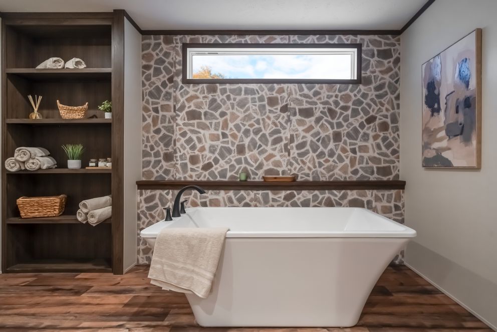 The MOUNTAIN VIEW Primary Bathroom. This Manufactured Mobile Home features 3 bedrooms and 2 baths.
