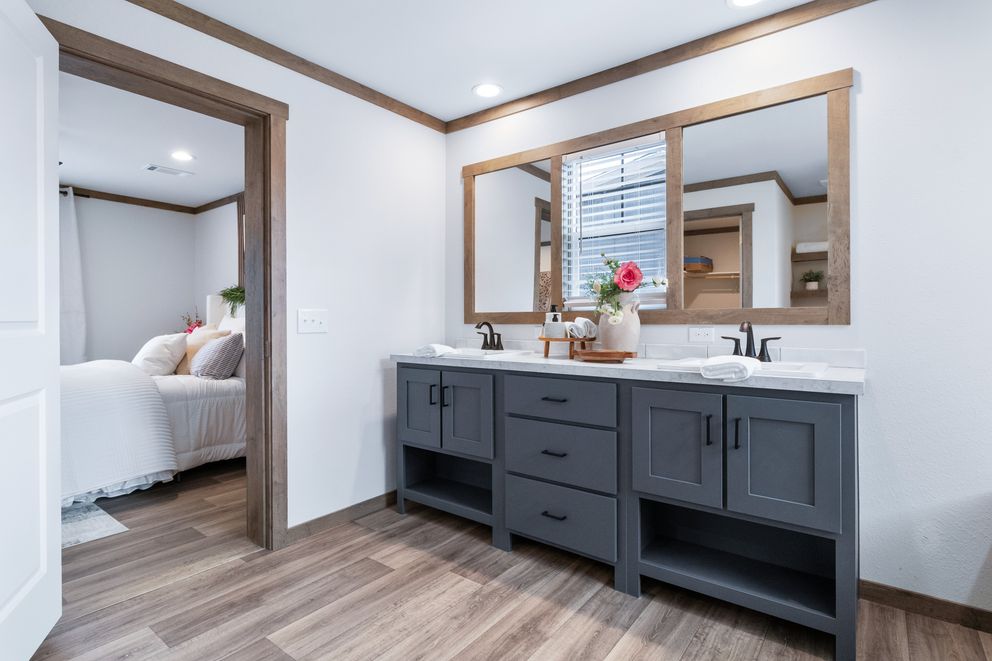 The FARM 3 FLEX Primary Bathroom. This Manufactured Mobile Home features 3 bedrooms and 2 baths.