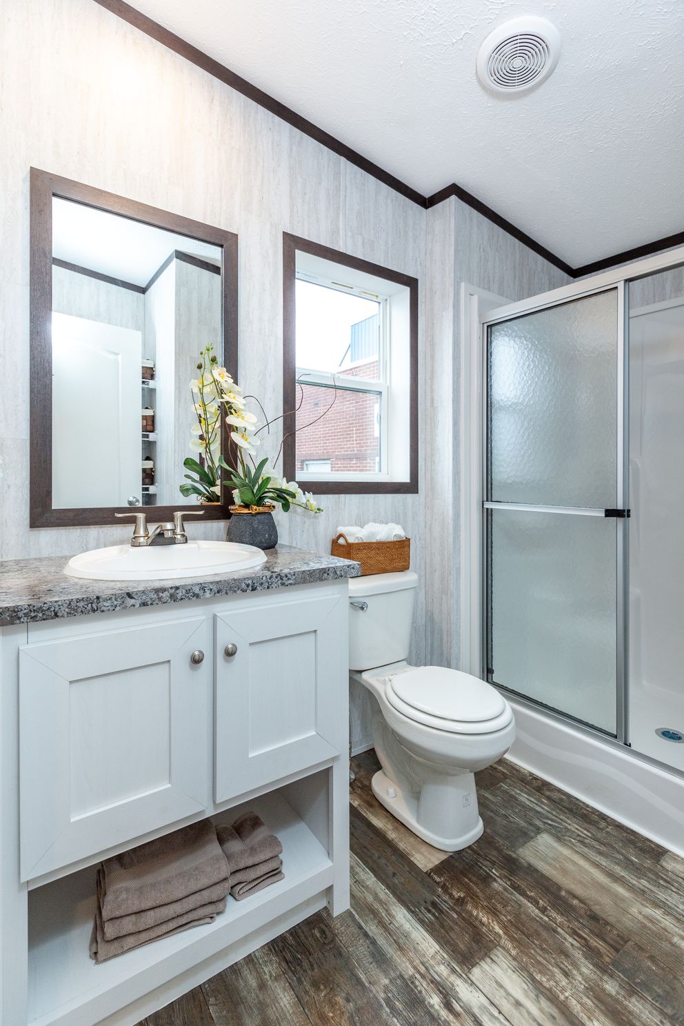 The GARNET Primary Bathroom. This Manufactured Mobile Home features 3 bedrooms and 2 baths.