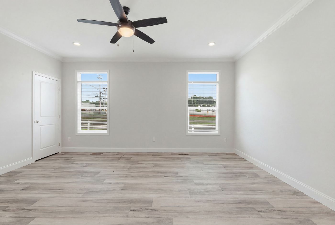 The THE SUMMIT Primary Bedroom. This Manufactured Mobile Home features 3 bedrooms and 2 baths.