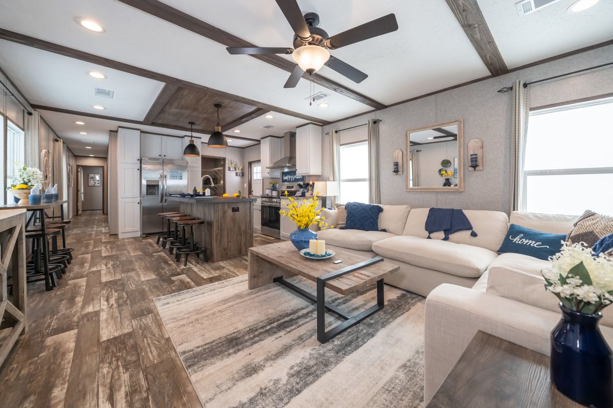 37FRE16763AH LIBERTY Clayton Savannah