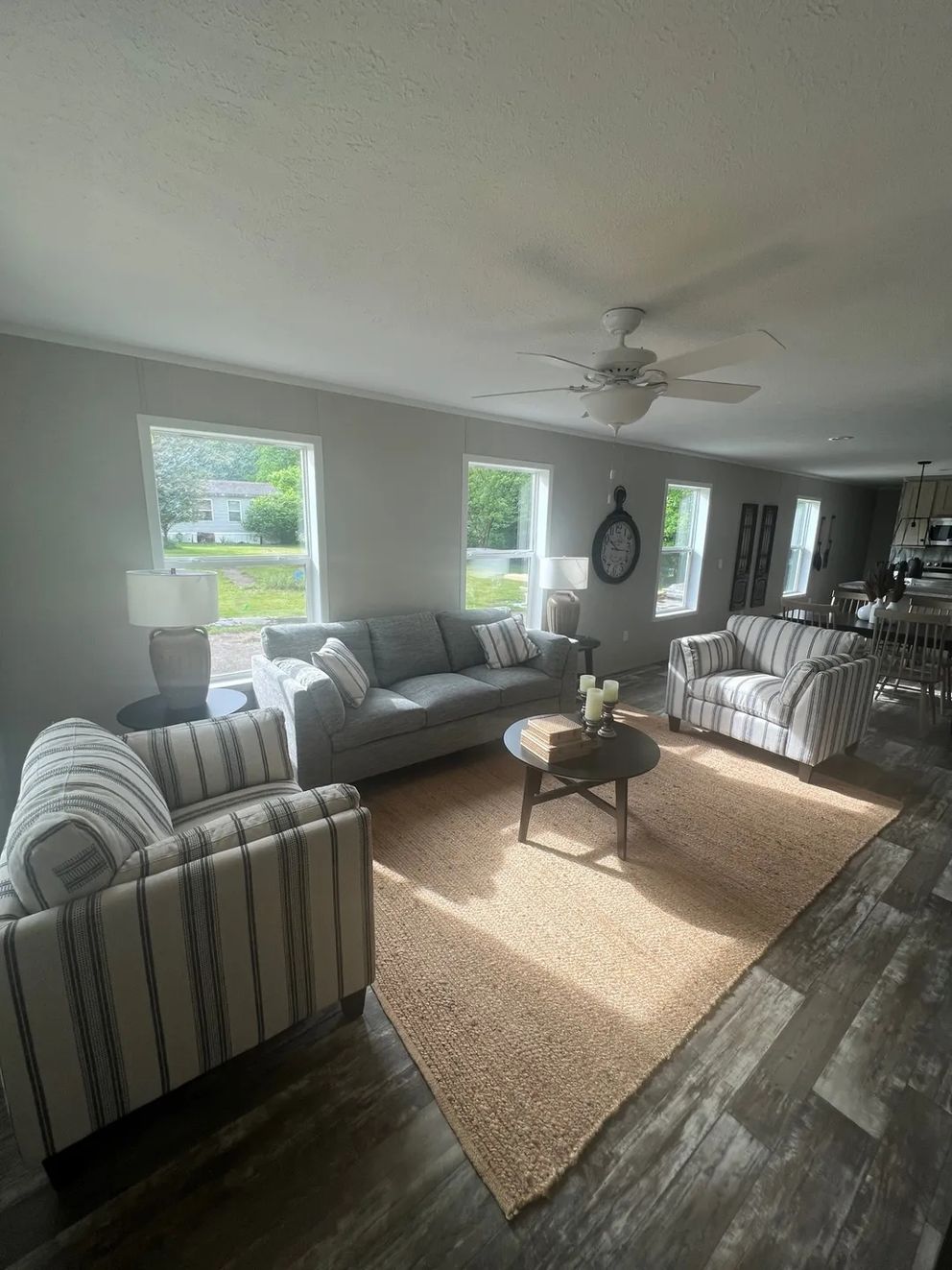 The JADE Living Room. This Manufactured Mobile Home features 2 bedrooms and 1 bath.