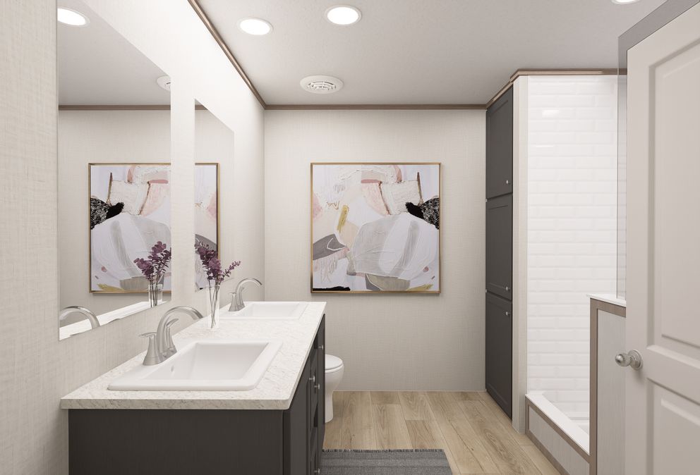 The ULTRA FLEX ANNIVERSARY PLUS Primary Bathroom. This Manufactured Mobile Home features 3 bedrooms and 2 baths.