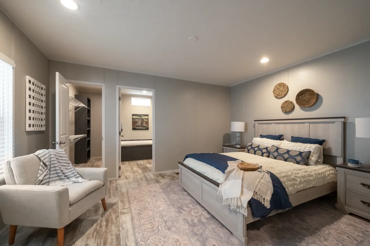 The ANNIVERSARY CHOICE Exterior. This Manufactured Mobile Home features 3 bedrooms and 2 baths.