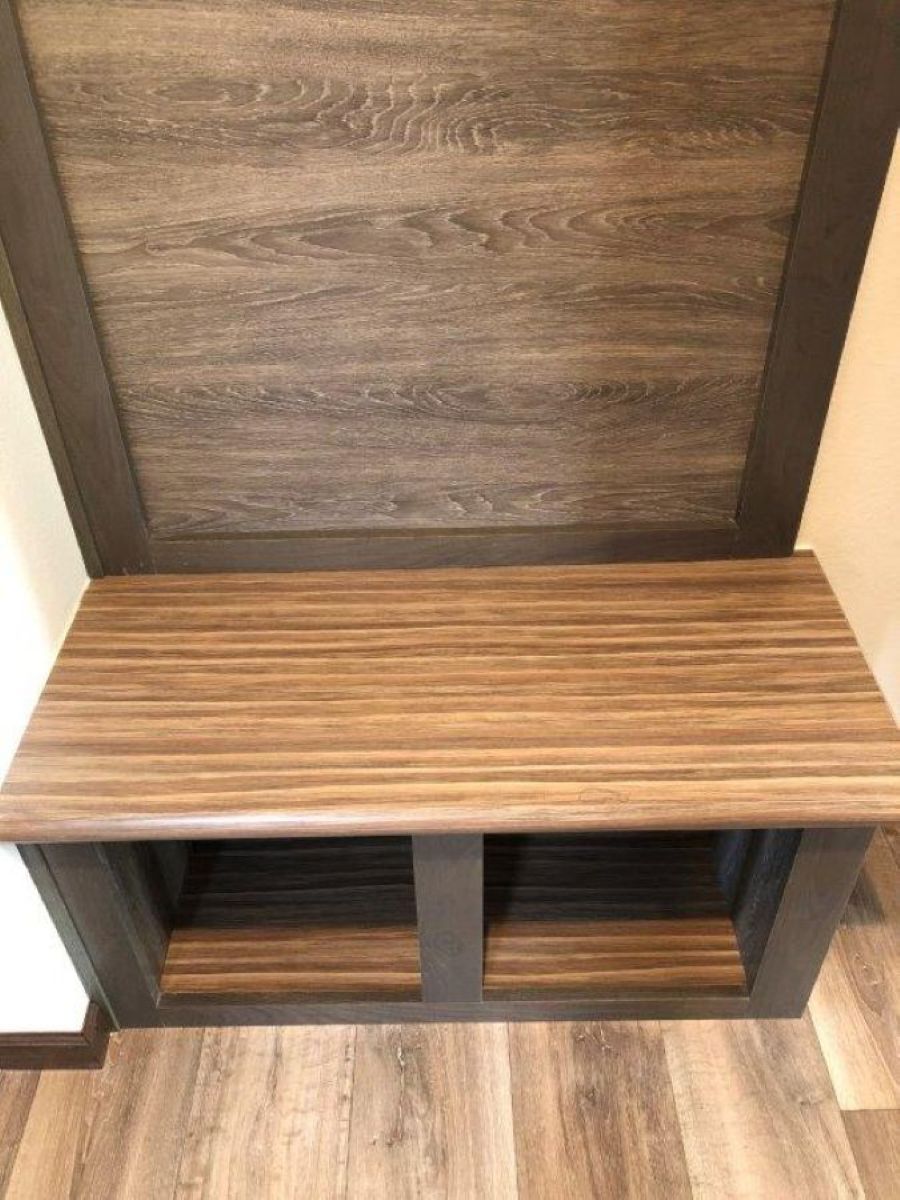 The LEGEND 572-1 MOD Foyer. This Modular Home features 3 bedrooms and 2 baths.