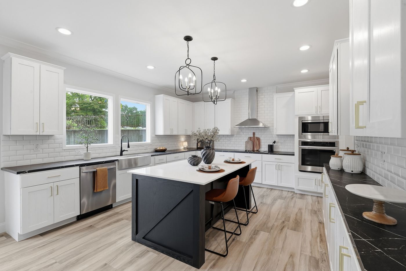 The THE SUMMIT Kitchen. This Manufactured Mobile Home features 3 bedrooms and 2 baths.