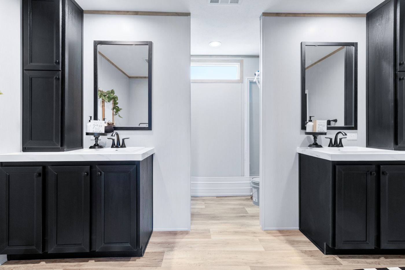 The ANATOLIA XL Primary Bathroom. This Manufactured Mobile Home features 3 bedrooms and 2 baths.