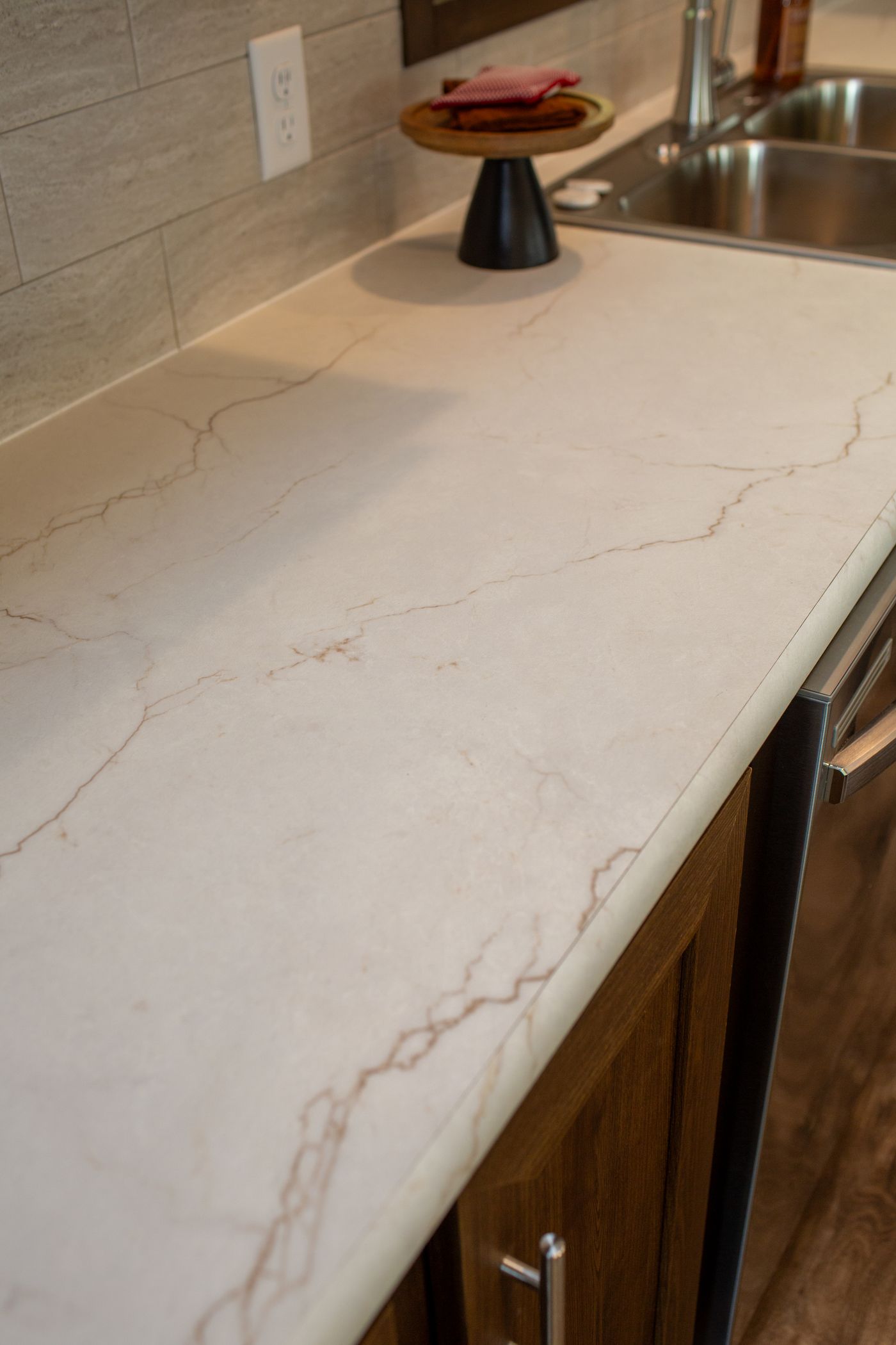 The RAMSEY 75 MOD Kitchen. This Modular Home features 4 bedrooms and 2 baths.