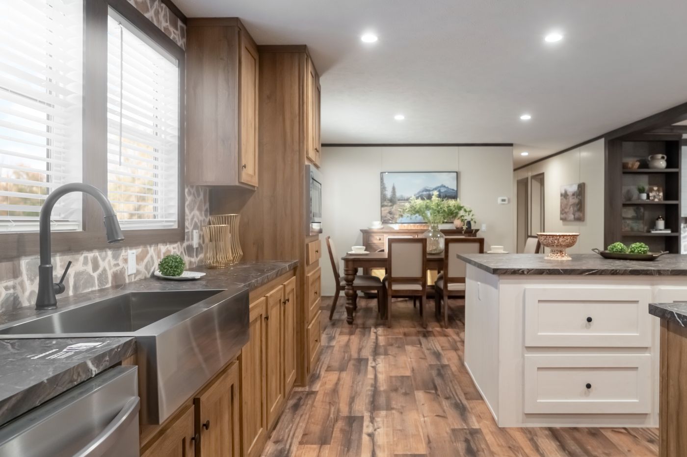 The MOUNTAIN VIEW Kitchen. This Manufactured Mobile Home features 3 bedrooms and 2 baths.