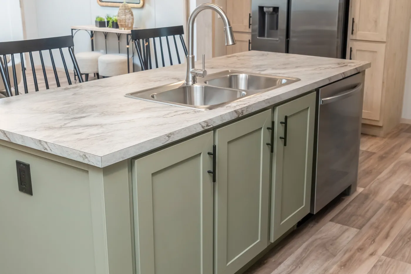 The CROCKETT Exterior. This Manufactured Mobile Home features 3 bedrooms and 2 baths.