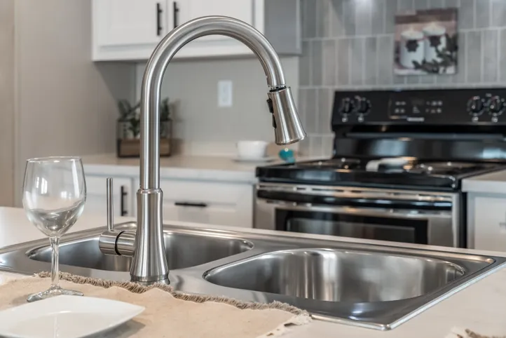 The RIO Kitchen. This Manufactured Mobile Home features 3 bedrooms and 2 baths.