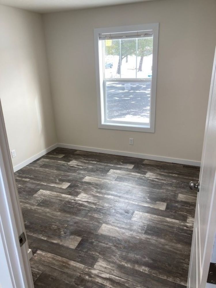 The 7616-SW017 SUNRISE SW Guest Bedroom. This Manufactured Mobile Home features 3 bedrooms and 2 baths.