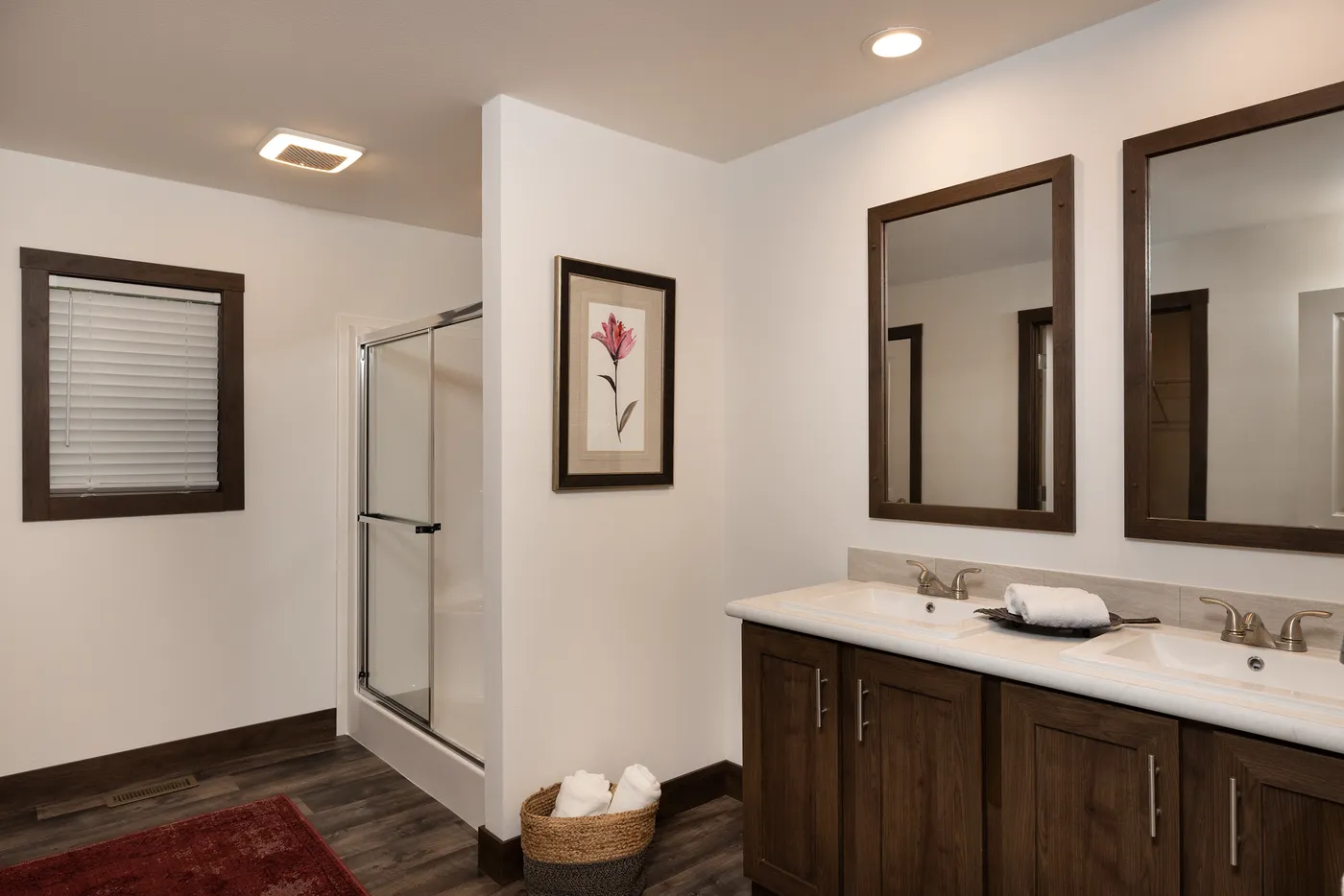 The RAMSEY 75 Primary Bathroom. This Manufactured Mobile Home features 4 bedrooms and 2 baths.