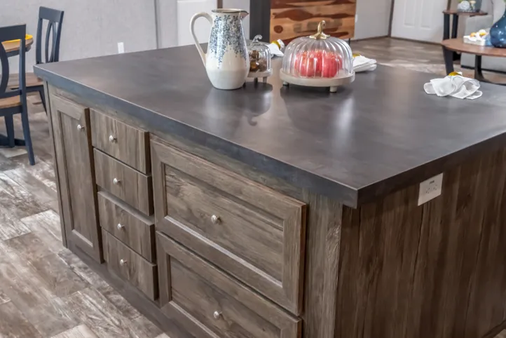 The LOCKLEAR Exterior. This Manufactured Mobile Home features 4 bedrooms and 2 baths.