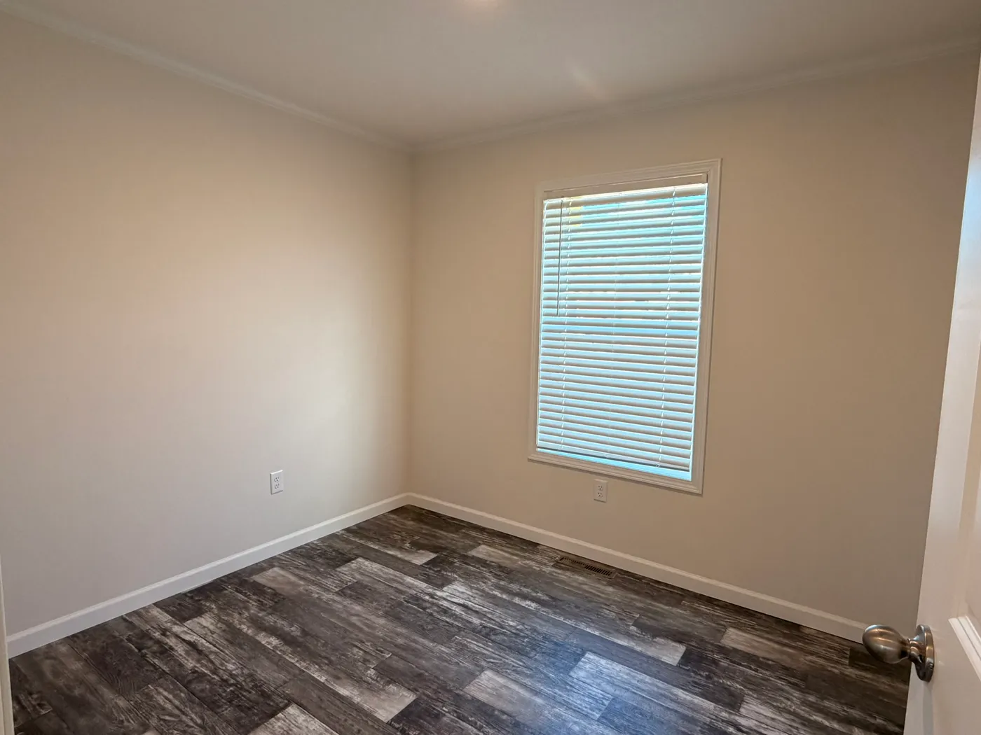 The TOURMALINE 7628-649 Guest Bedroom. This Manufactured Mobile Home features 4 bedrooms and 2 baths.