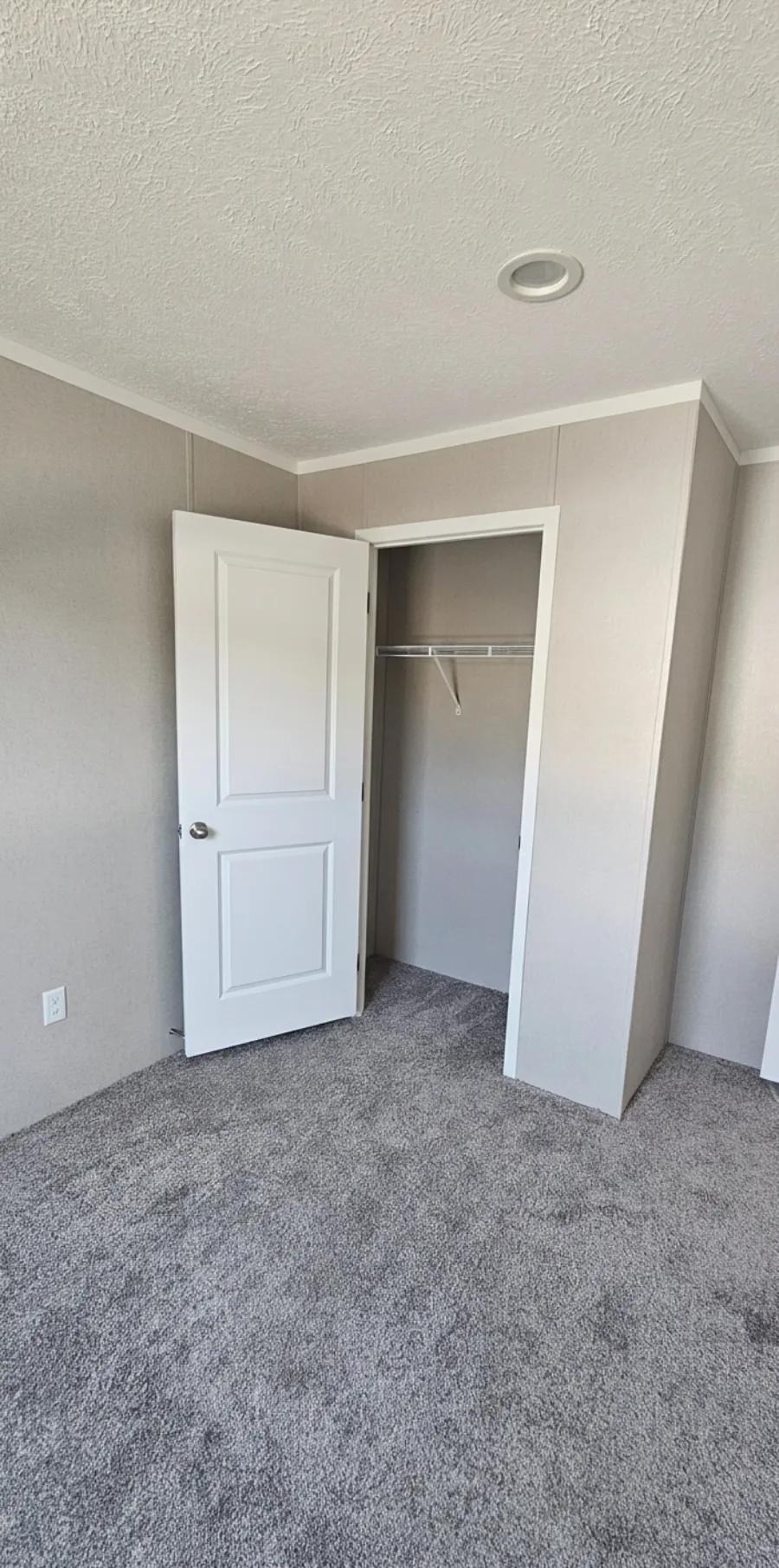 The ONYX 48 Guest Bedroom. This Manufactured Mobile Home features 2 bedrooms and 1 bath.