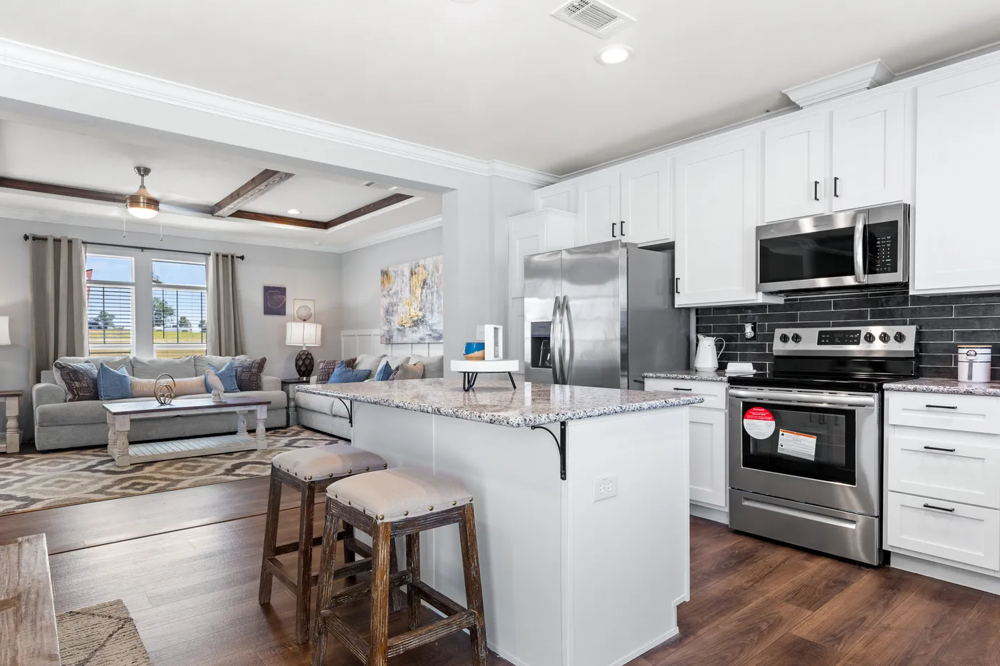 The EL CAPITAN Kitchen. This Manufactured Mobile Home features 3 bedrooms and 2 baths.