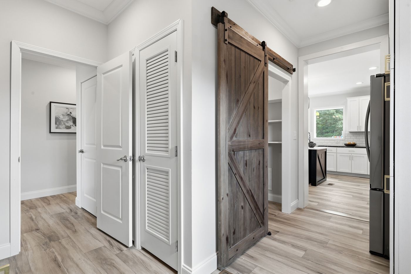 The THE SUMMIT Kitchen. This Manufactured Mobile Home features 3 bedrooms and 2 baths.