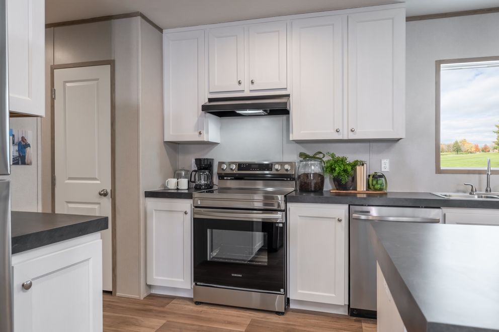 The VISTA Kitchen. This Manufactured Mobile Home features 3 bedrooms and 2 baths.