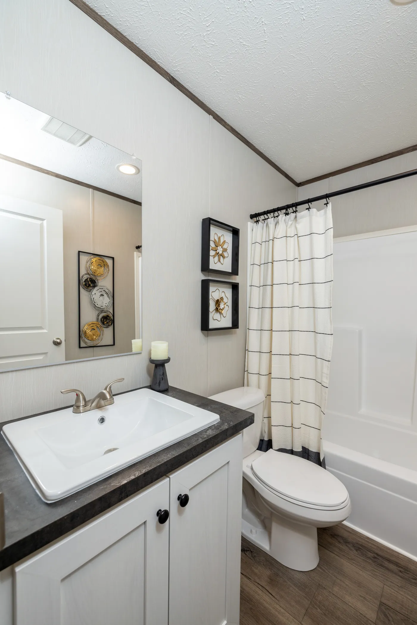 The INTUITION Guest Bathroom. This Manufactured Mobile Home features 3 bedrooms and 2 baths.