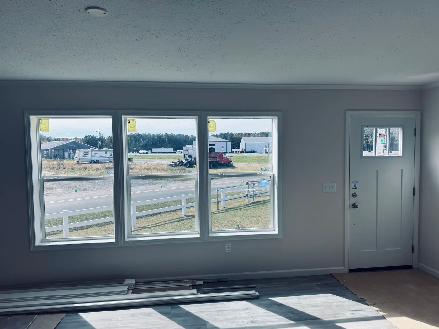 The TOURMALINE 7628-649 Living Room. This Manufactured Mobile Home features 4 bedrooms and 2 baths.