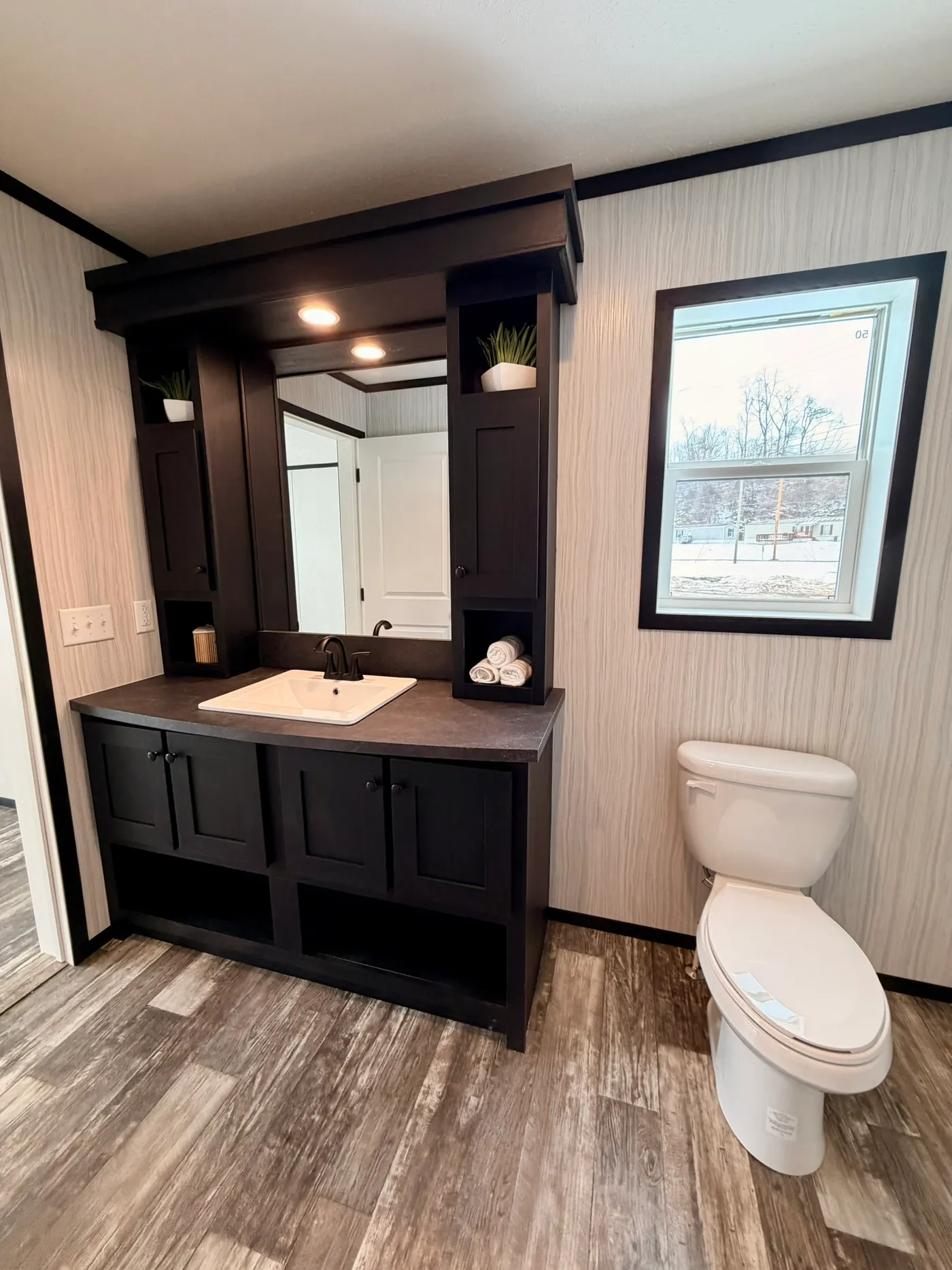 The DIAMOND Primary Bathroom. This Manufactured Mobile Home features 3 bedrooms and 2 baths.
