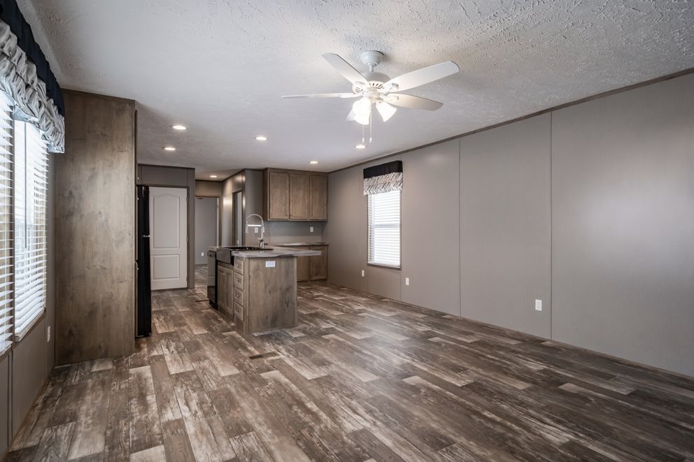 The PEYTON Exterior. This Manufactured Mobile Home features 3 bedrooms and 2 baths.