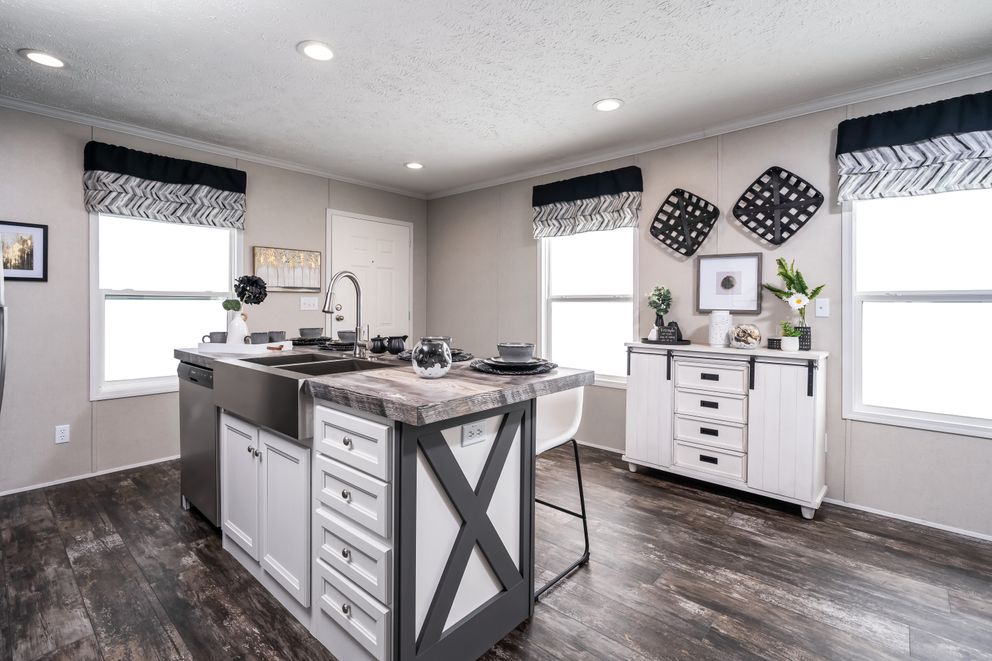 The RIVERVIEW Exterior. This Manufactured Mobile Home features 2 bedrooms and 2 baths.