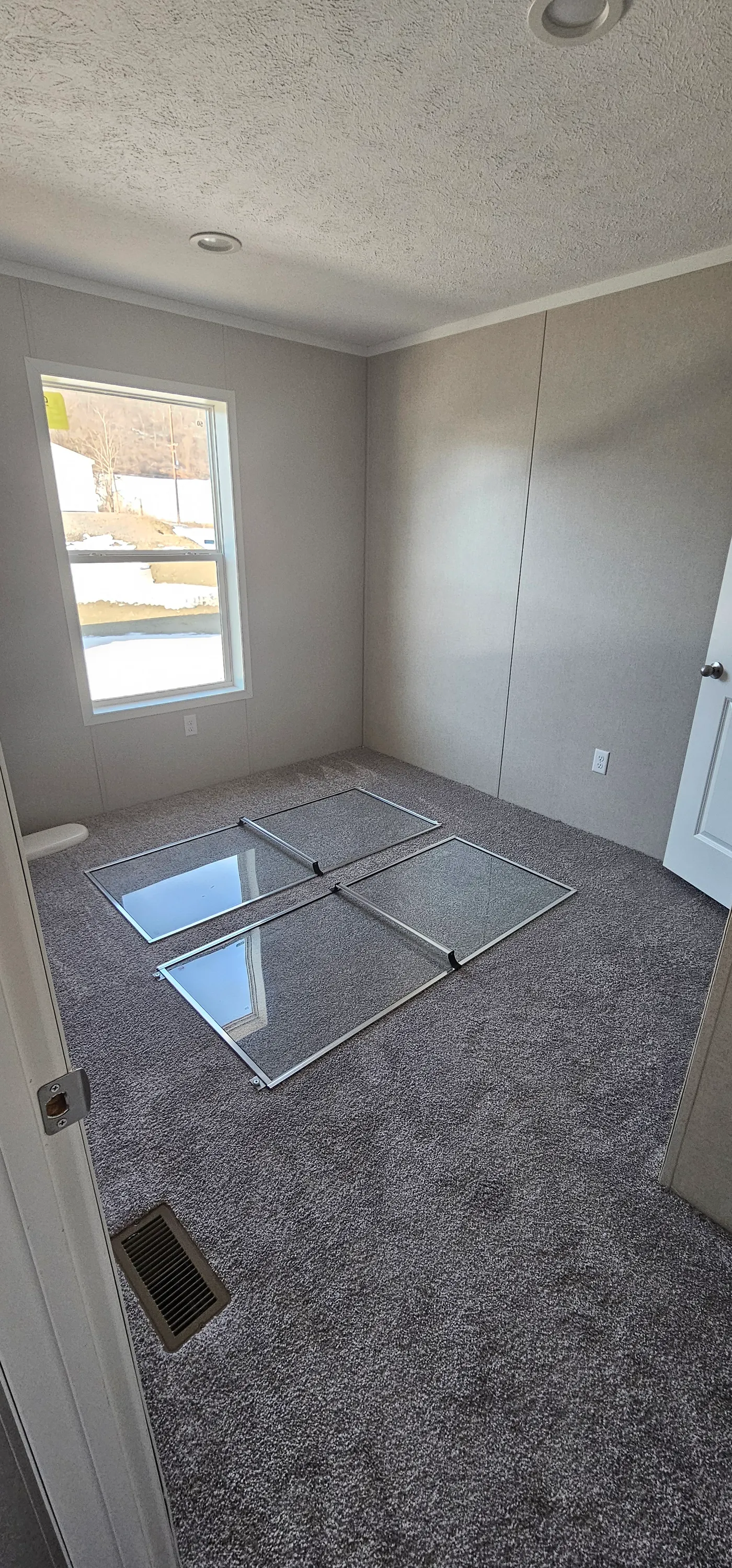 The ONYX 48 Guest Bedroom. This Manufactured Mobile Home features 2 bedrooms and 1 bath.