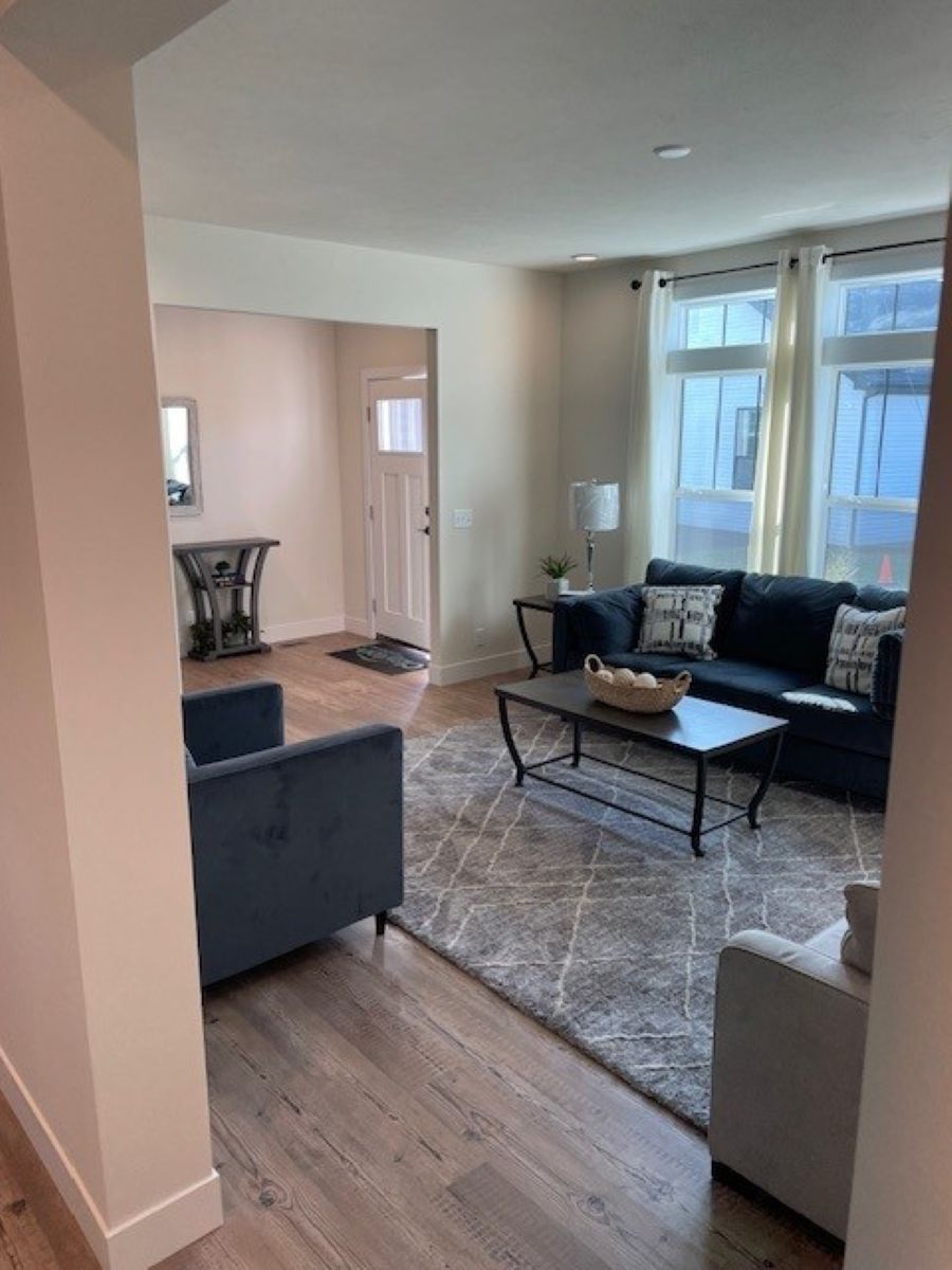 The GOOD LIFE/5630-MS051 SECT Living Room. This Manufactured Mobile Home features 3 bedrooms and 2 baths.